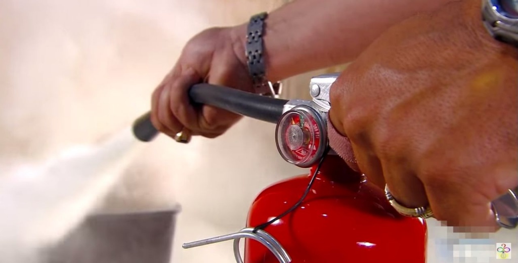 Порошковый огнетушитель: эксплуатация