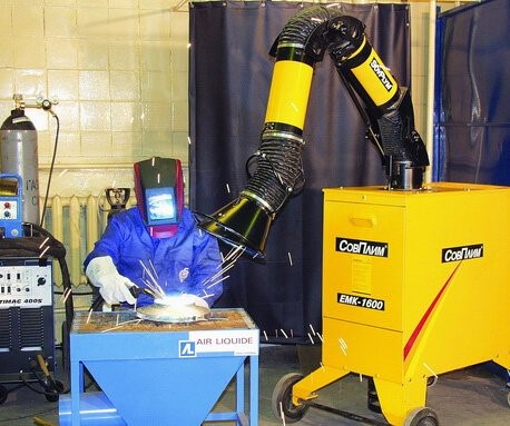 Устройство местной вытяжной вентиляции ЕМК-1600, производства СовПлим